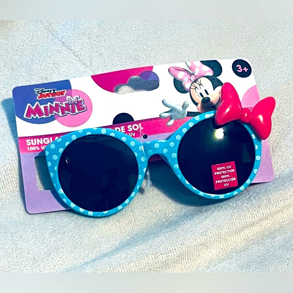 NEW Girls Minnie Mouse Sunglasses